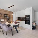 Parc 2 By Interhome * 克莱恩 蒙塔纳